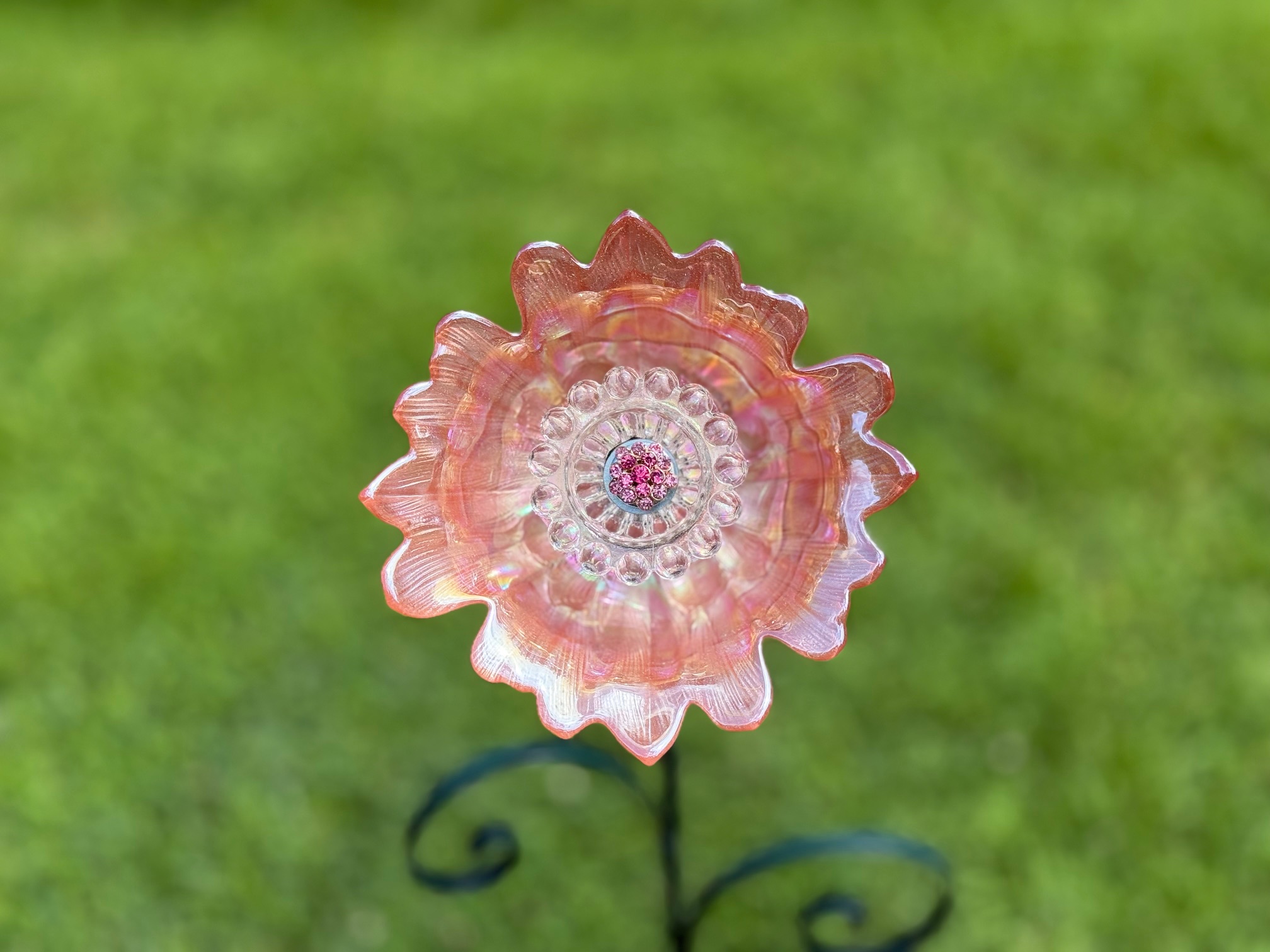 Small Glass Flower in Pink