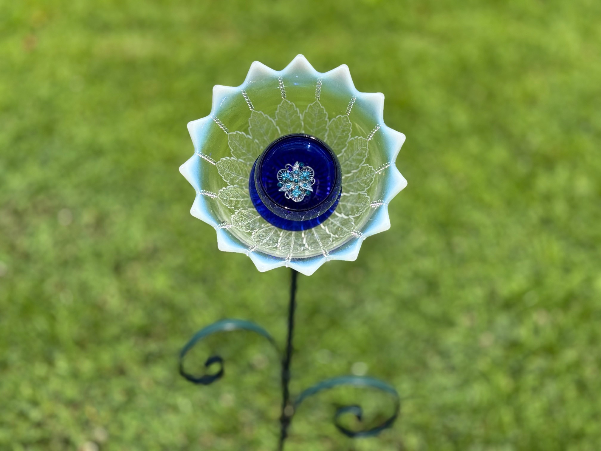Small Glass Flower in White