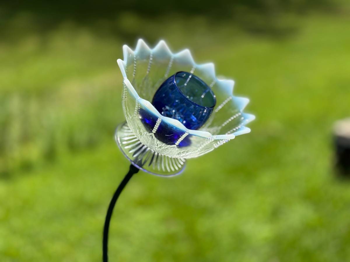 White — Small Glass Flower — view 2