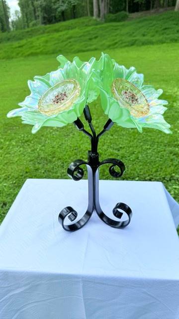 Green — Metal Table Stand Glass Flower — view 4