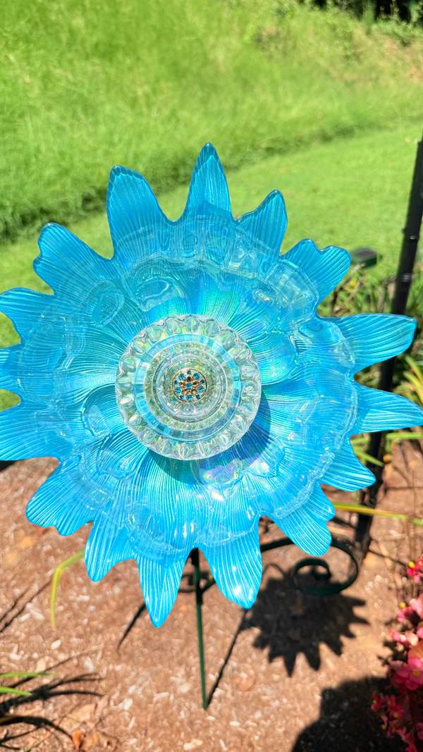 Light Blue — Large Glass Flower