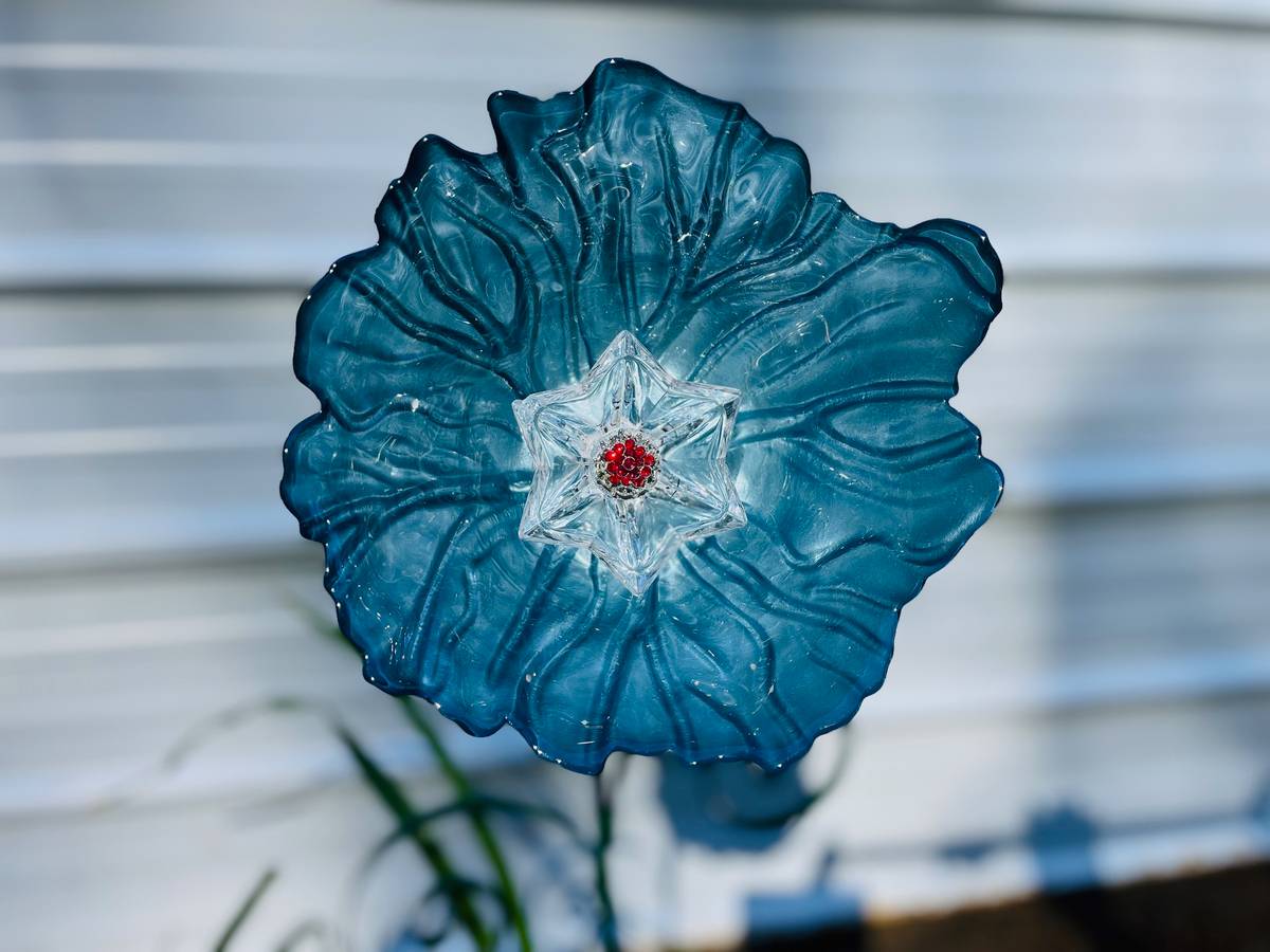 Blue — Small Glass Flower — view 1